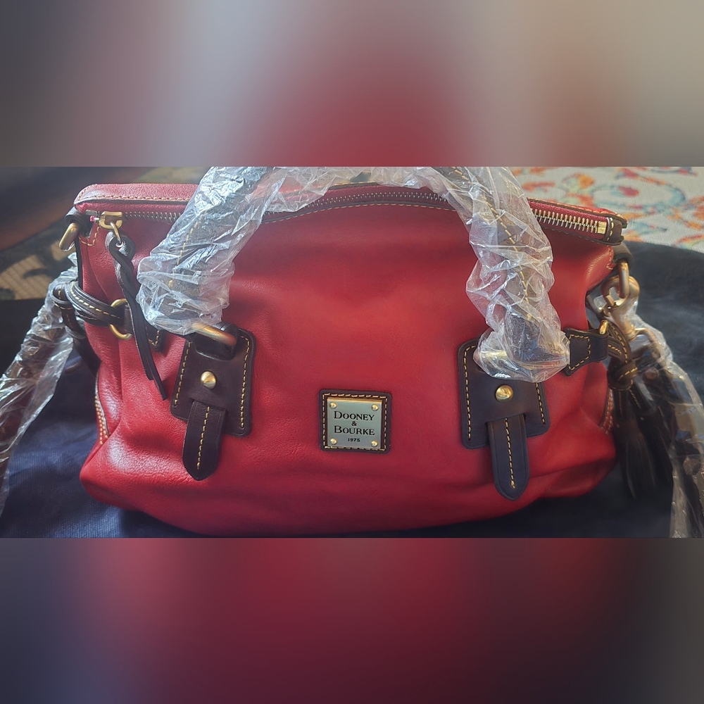 Dooney & Bourke 8M275 RD Stanwich Satchel - Picture 2 of 14
